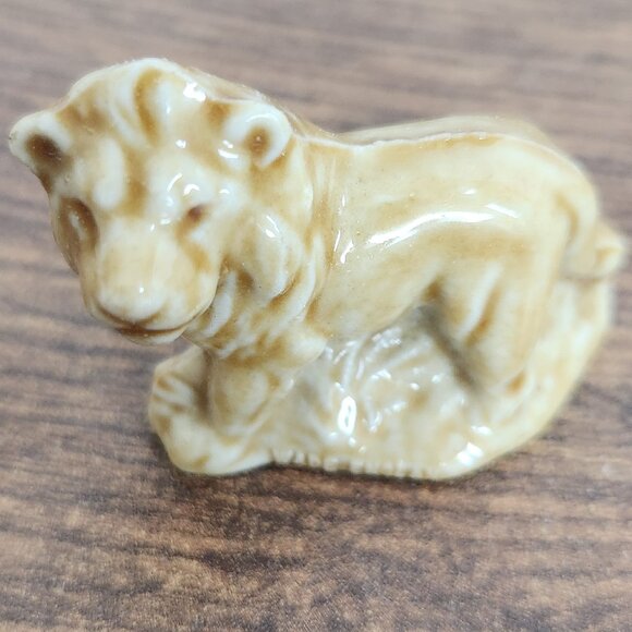 Vintage | Red Rose Tea Wade Whimsies: Lion 2/$10 or 5/$20 - Picture 1 of 1